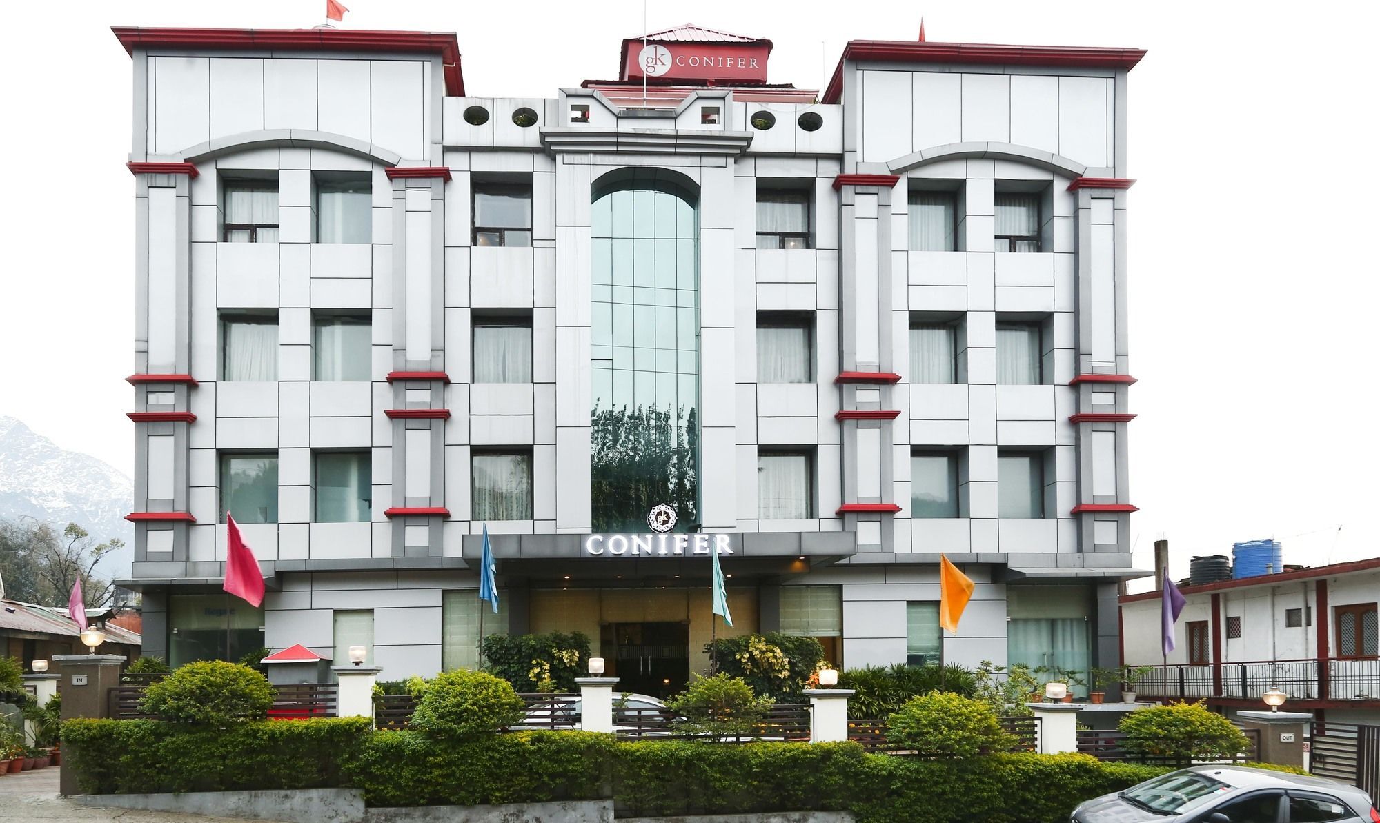 Treebo Trend Gk Conifer Hotel Dharamshala Exterior photo