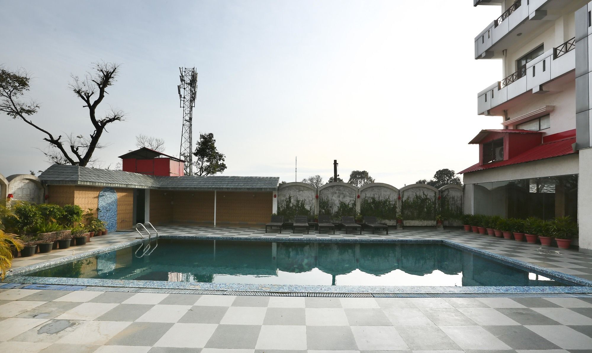 Treebo Trend Gk Conifer Hotel Dharamshala Exterior photo